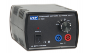 LOW POWER SWITCHING POWER SUPPLY