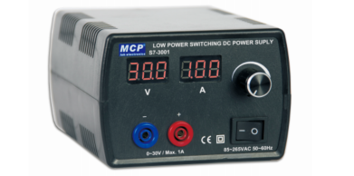 LOW POWER SWITCHING POWER SUPPLY